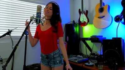 Many of us Nathans are accused of being sexist for hating on Carti B, so let's give it out to a female rapper with some actual talent!