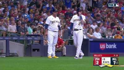 [Highlight] Known defensive juggernaut Kyle Schwarber lets a routine flyout drop for a hit