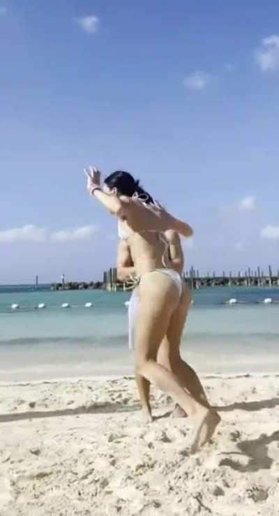 charli's ass jumping