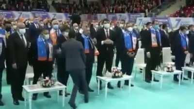 Erd*ğan'ın konuşması sırasında küfür edildi :D