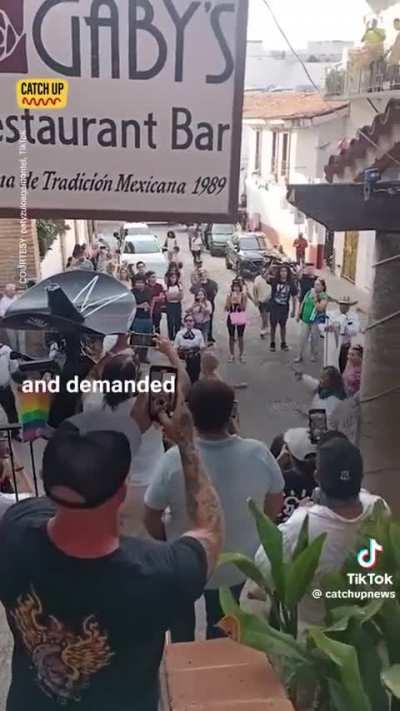 Foreigners in Mexico are mad at a Mexican restaurant...for playing Mexican music. 