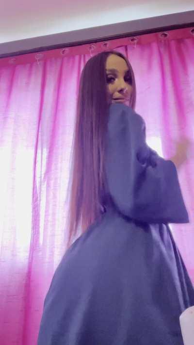 Would you enjoy a face massage?