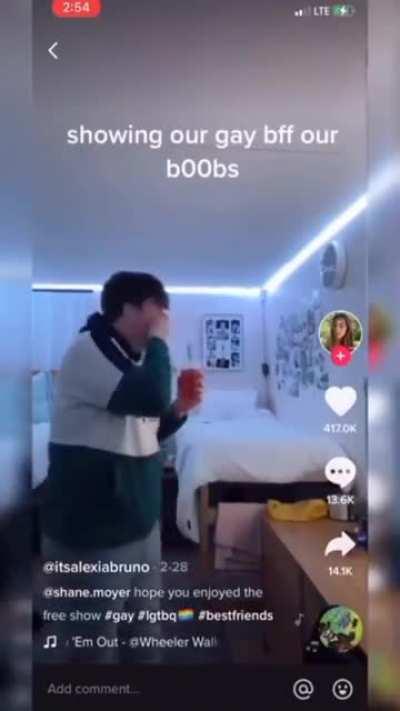 Bravo six goin in the pussy