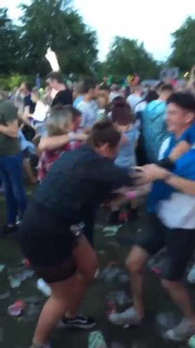 HMB while I pick up this random girl.