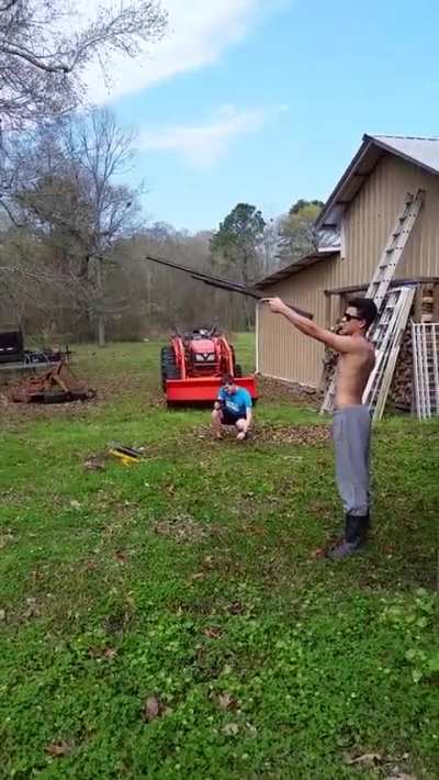 Shooting a shotgun with one hand