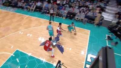 [Highlight] Miles Bridges goes up and under for the acrobatic and 1 finish with his off-hand while heavily defended by Embiid