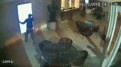 Stealing a flatscreen, wcgw... and wrong... and wrong... and wrong...and