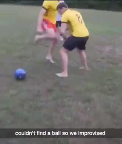Improvising a soccer game