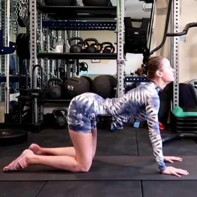 Brie full workout edit.. Use earphones.
