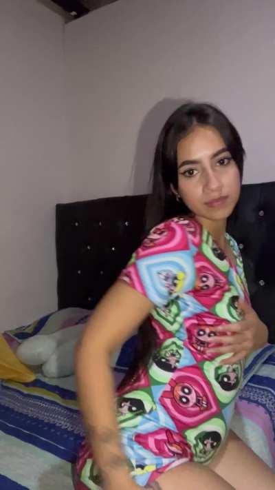 I‘ll probably get ignored but, hey :)