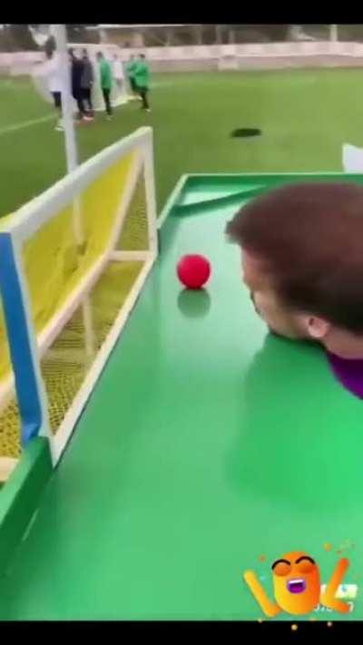 This head soccer game