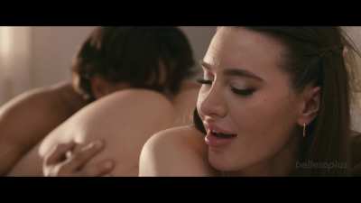 Beautiful Ella Reese & Victor Ray Get a Quick Fuck in before their Thanksgiving Dinner 🦃