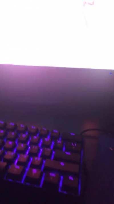 when there’s 3 woman in your room but grind never stops