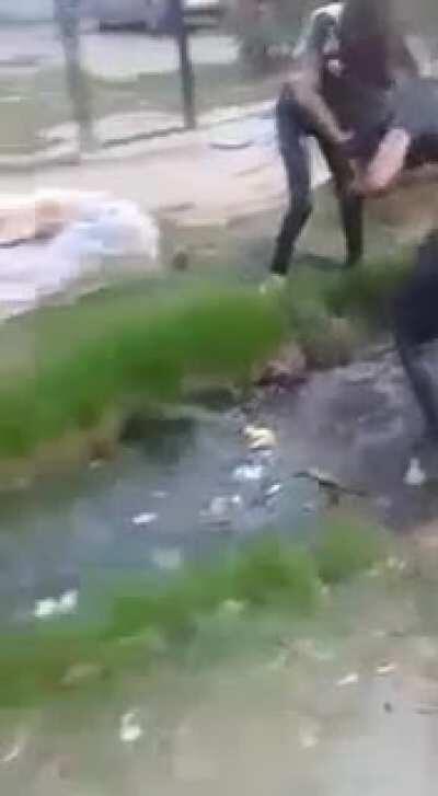 Hoy v&iacute; un post de una pelea en el conurbano, decid&iacute; mejorarlo