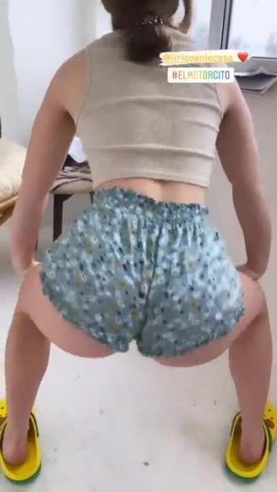 Latest IG story... I want her so bad you guys have no idea...