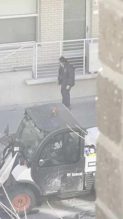 This lady has been crouching down and screaming non-stop for the last hour outside my apartment with no reason.