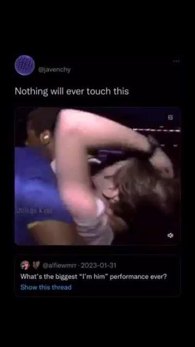 Fans fainting at Michael Jackson concert