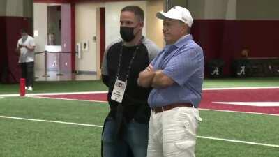 [NFL Update Highlight] Mac Jones had an overthrow on a deep ball... and the cameras turned to Bill Belichick shaking his head.