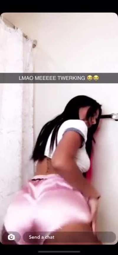 twerk1