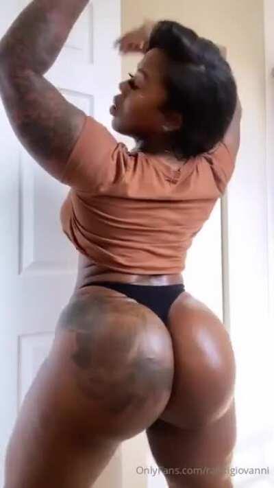 Rahkigiovanni - Full Onlyfans Megalink Dm For Price 2 for $15 on r/EBONYWAP