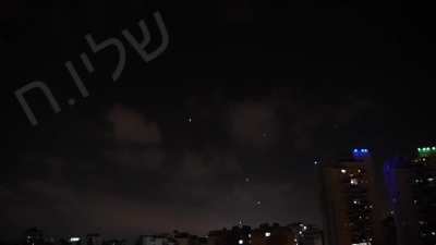 12 Israeli interceptor missiles attempt to intercept Iranian missile