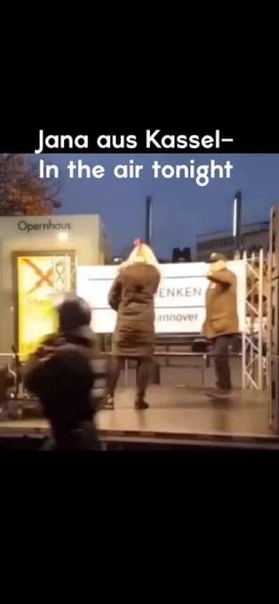 Jana aus Kassel - In the air tonight