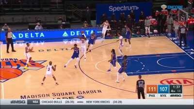 [Highlight] Knicks fail to rebound at crucial time