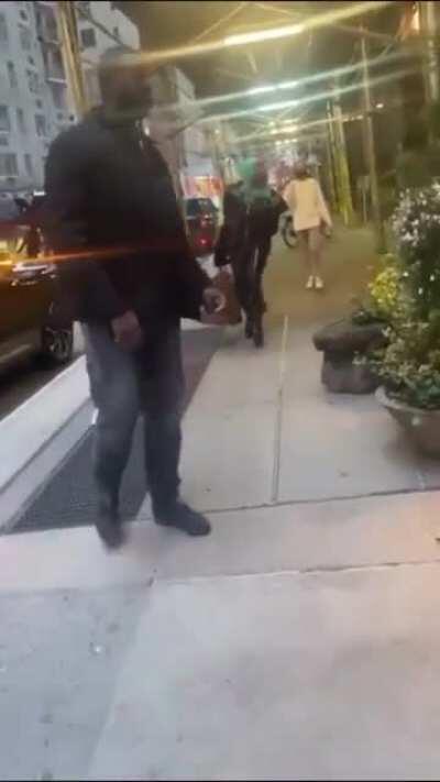 When you're so short that you can't even get a powerup😔