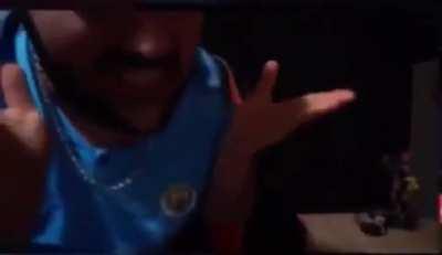 Kız pembe demiştir ama kömür karası çıkmıştır