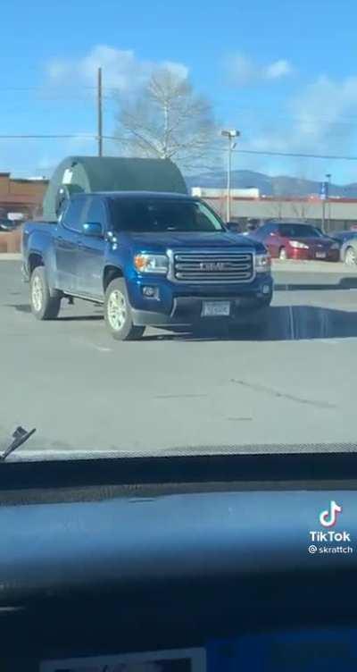 El tinaco continua su viaje