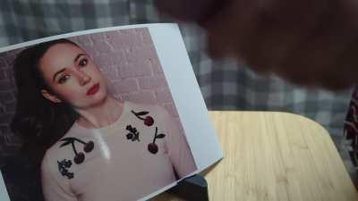 Karen Gillan cum tribute