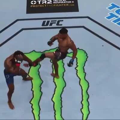 One of the craziest knockouts I’ve ever seen