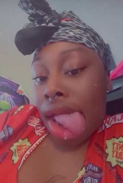 Soo nutty, you going sleep 😫🥜🥛