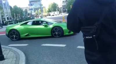 Launching a rented Huracan in Warsaw