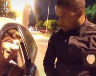 police officer sus 😂😂😂😂😂😂😂😂😂