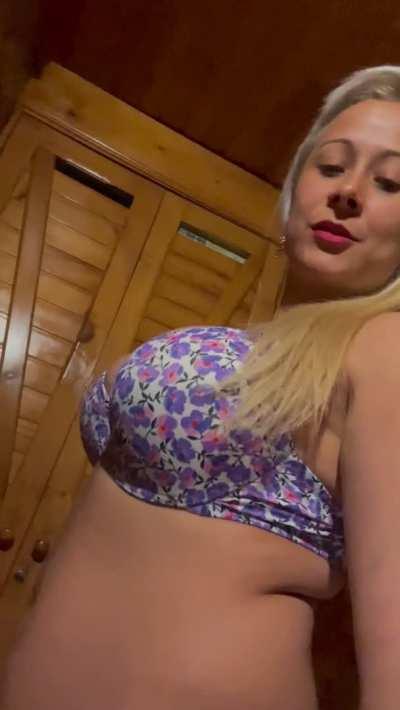 3 kids with all natural boobs. Are there men that still like natural?