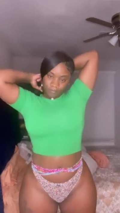 natural laya (@who.layaa)