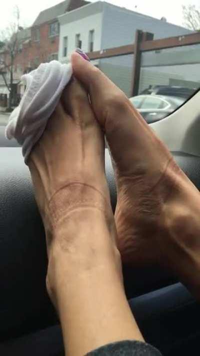 A little after gym feet/sick play. Like I said before I don’t care who sees me😅