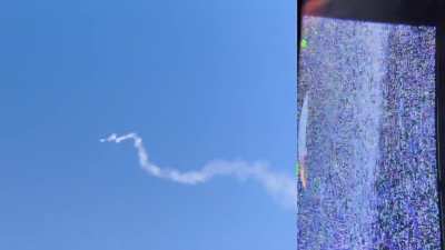 First Model rocket kit launch! Green eggs Estes rocket with E12 motor!