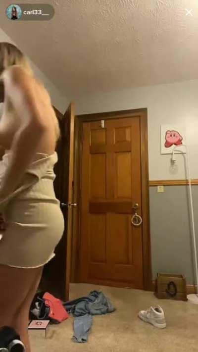 Don't forget the camera 😍