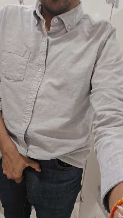 There's a reason I don't tuck my shirt in