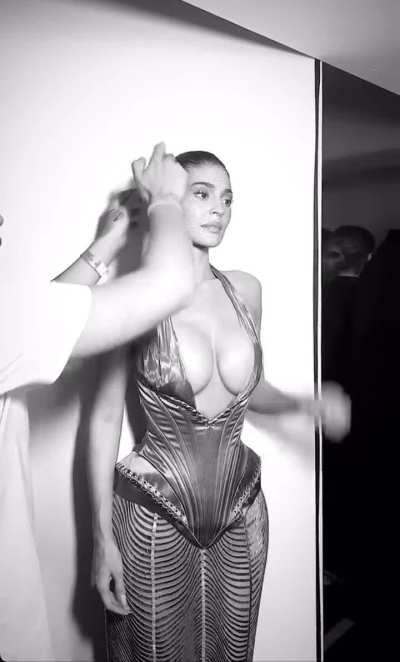 Can’t get over this look