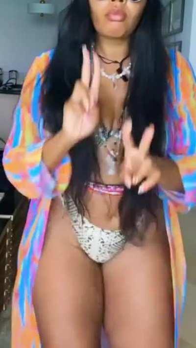 Summer with Angela is gonna be lit🔥🔥