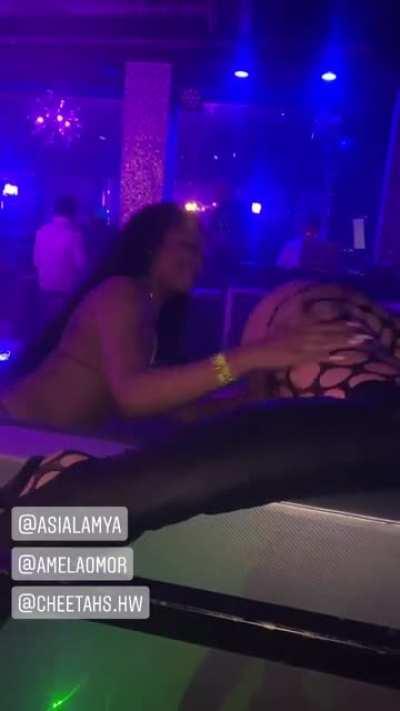 Y'all needa download an app to save her stories