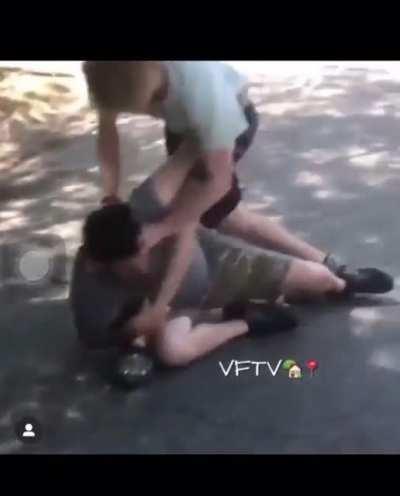 Who tf moans while getting wrecked xD