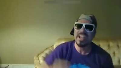 Pyro old vids be like: