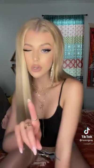 These lyrics are so hot 🥵