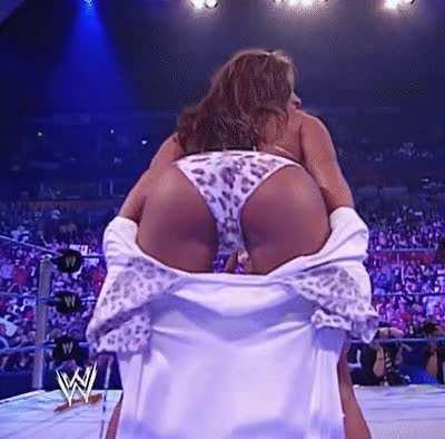 Dawn Marie‘s booty is so perfect