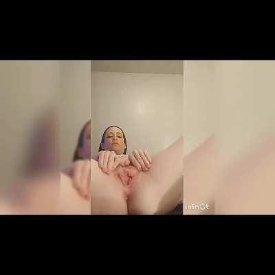 I took a lot of the old gems with my previous phone, before I got my current kickass Note Ultra. I hope ya'll dig the old home movie feel to them cuz I'm gonna keep sharing regardless 😋