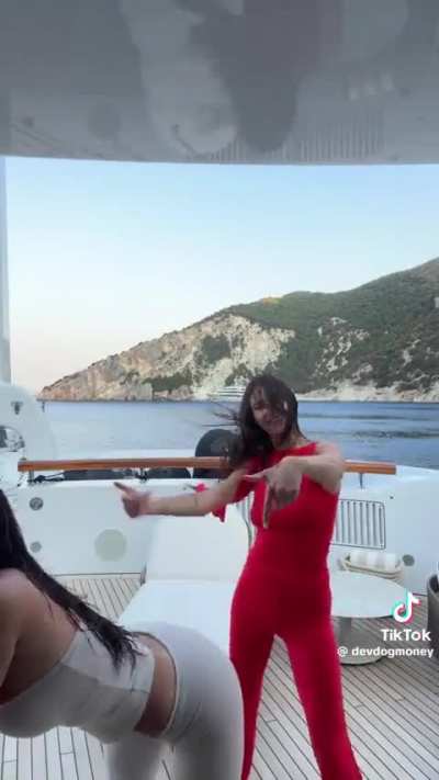 TikTok - with Devon - 08.07.2024